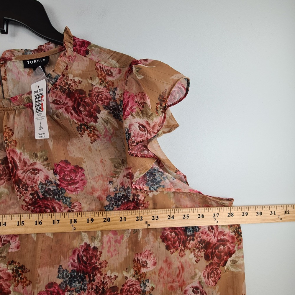 Torrid Women Plus 3 3X Tan Red Floral Chiffon Flutter Sleeve Metallic Blouse NEW - Picture 3 of 9